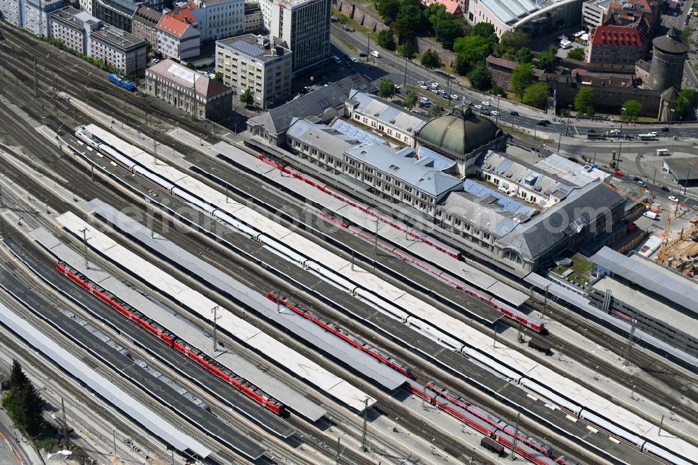 Aerial photograph Nürnberg - Track progress and building of the main station of the railway in the district Mitte in Nuremberg in the state Bavaria, Germany