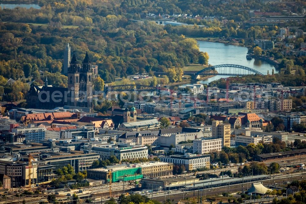 Magdeburg from above - Track progress and building of the main station of the railway in the district Zentrum in Magdeburg in the state Saxony-Anhalt, Germany