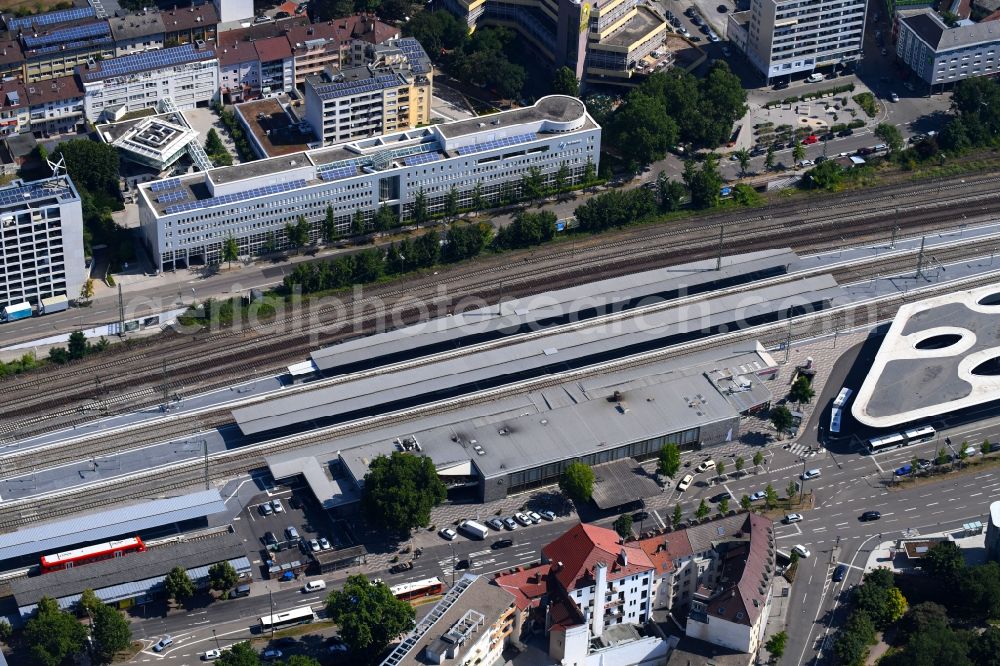 Aerial photograph Pforzheim - Track progress and building of the main station of the railway in Pforzheim in the state Baden-Wurttemberg, Germany