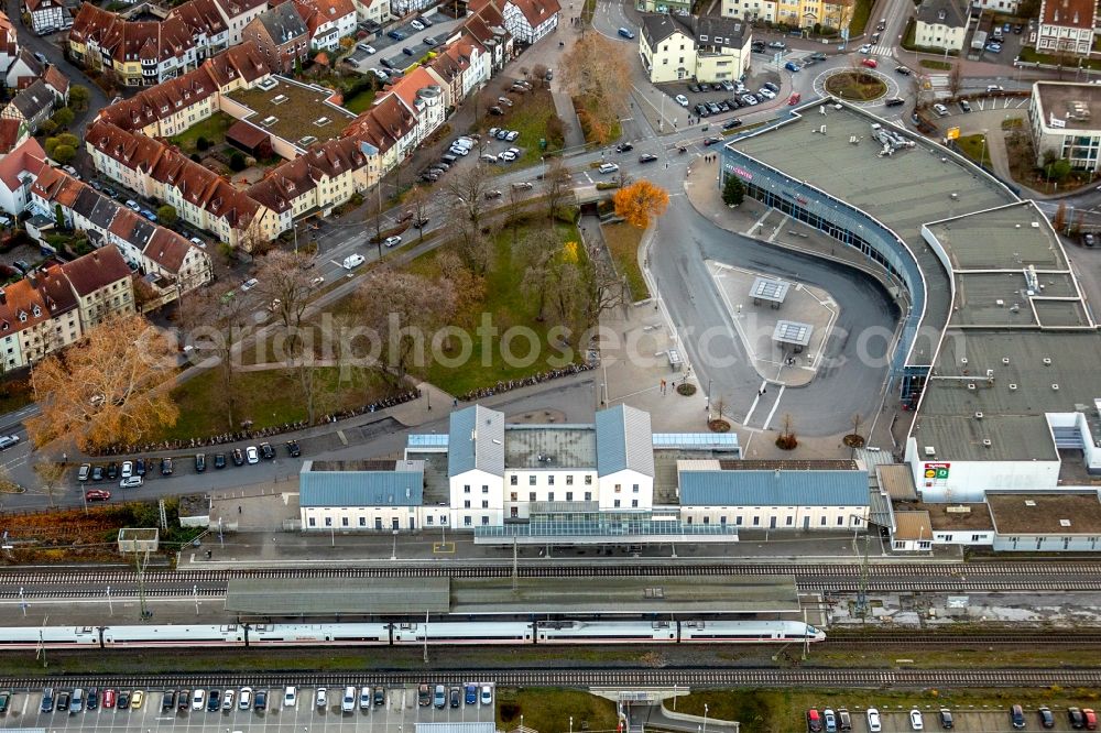 Aerial image Soest - Track progress and building of the main station of the railway in Soest in the state North Rhine-Westphalia, Germany