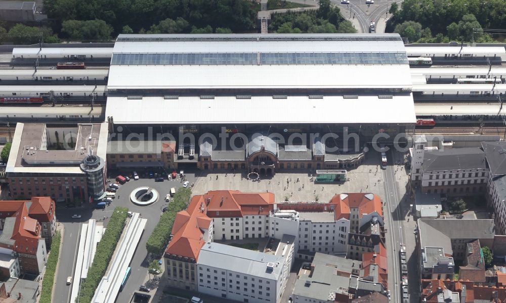 Erfurt from the bird's eye view: Erfurt Central Station at Willy-Brandt-Platz in the center of the city of Erfurt in Thuringia