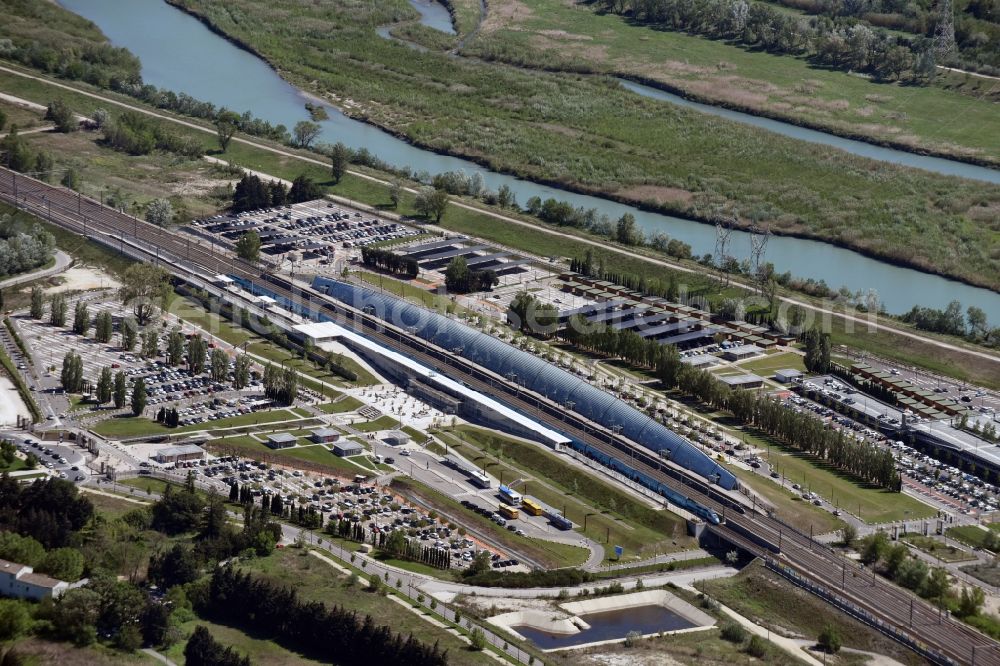 Aerial image Avignon - Track progress and building of the main station of the SNCF- railway in Avignon in Provence-Alpes-Cote d'Azur, France