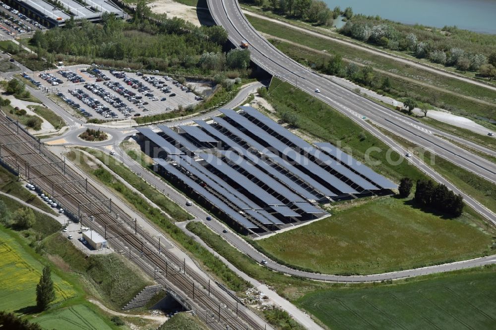 Aerial photograph Avignon - Track progress and building of the main station of the SNCF- railway in Avignon in Provence-Alpes-Cote d'Azur, France