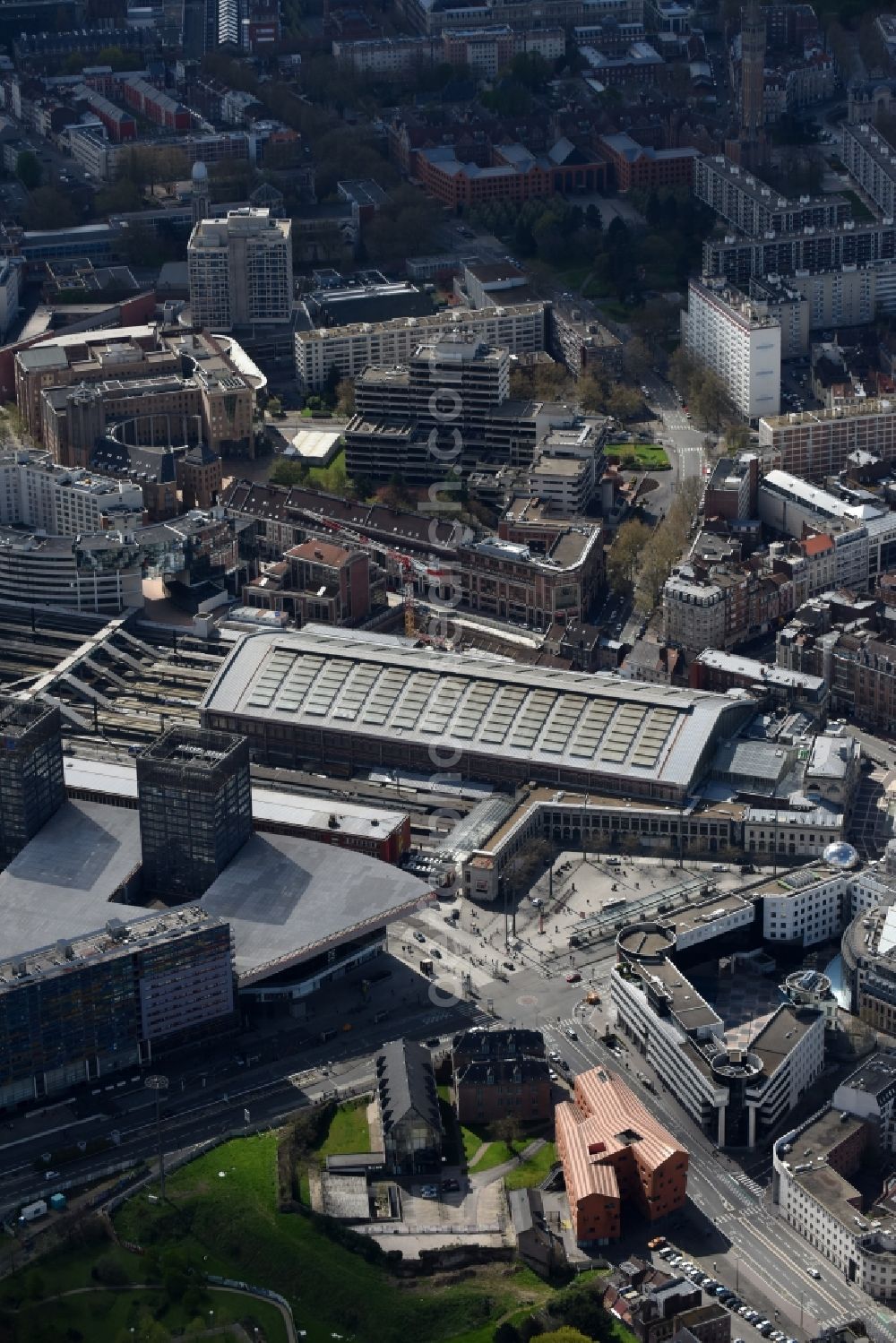 Aerial photograph Lille - Main building of the train station Gare de Lille Flandres in Lille in Nord-Pas-de-Calais Picardy, France