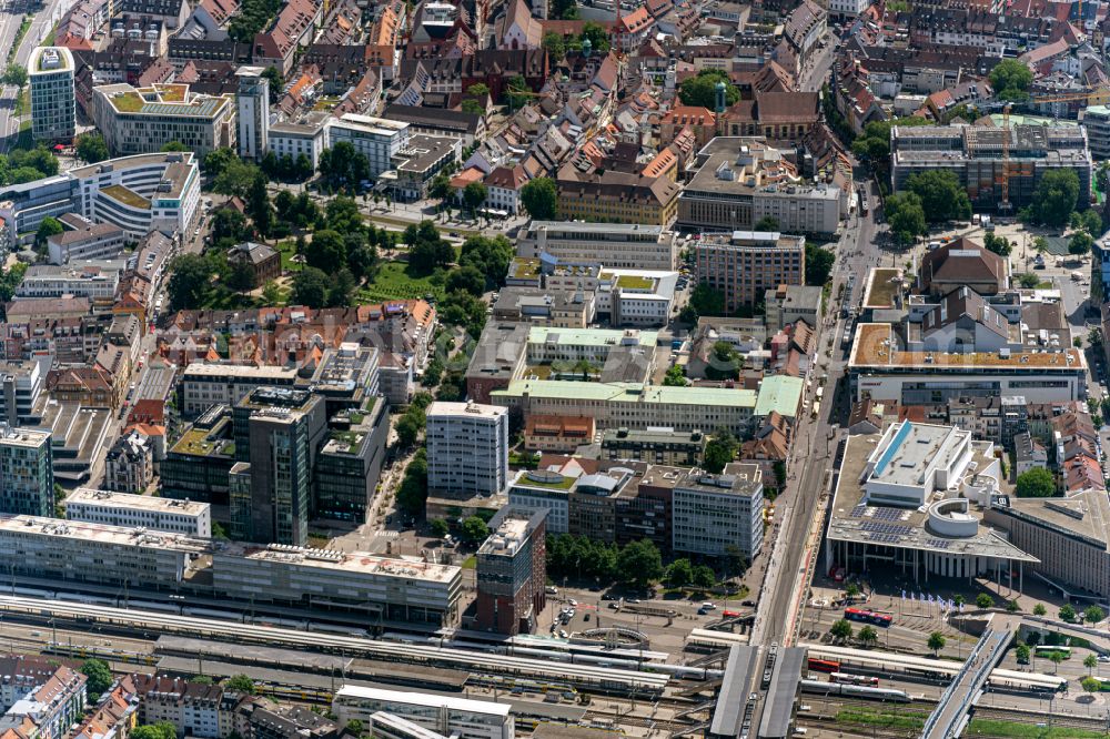 Aerial photograph Freiburg im Breisgau - Track progress and building of the main station of the railway in Freiburg im Breisgau in the state Baden-Wurttemberg, Germany