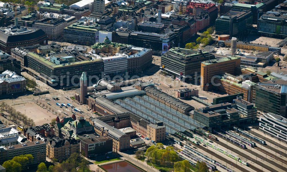 Helsinki - Helsingfors from the bird's eye view: Track progress and building of the main station of the railway in Helsinki - Helsingfors in Finland