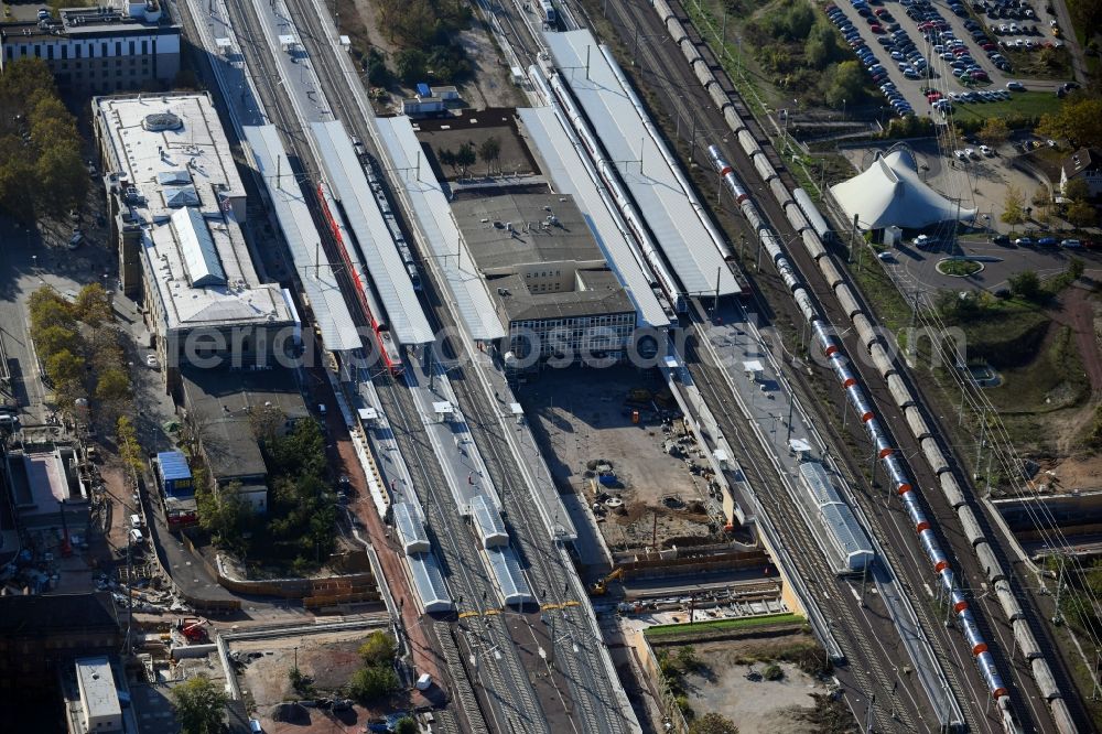 Magdeburg from above - Track progress and building of the main station of the railway in the district Zentrum in Magdeburg in the state Saxony-Anhalt, Germany