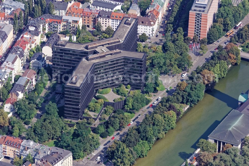 Aerial photograph München - Main building of the European Patent Office EPA in Munich in the state of Bavaria. The high-rise building at Bob-van-Benthem-Platz is also called Isargebaeude