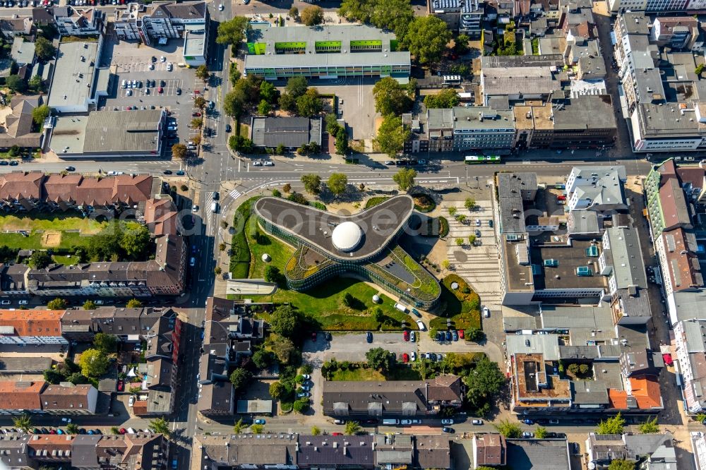 Aerial photograph Oberhausen - Main building of the Sparkasse savings bank of on Woerthstrasse in the center of Oberhausen in the state North Rhine-Westphalia, Germany