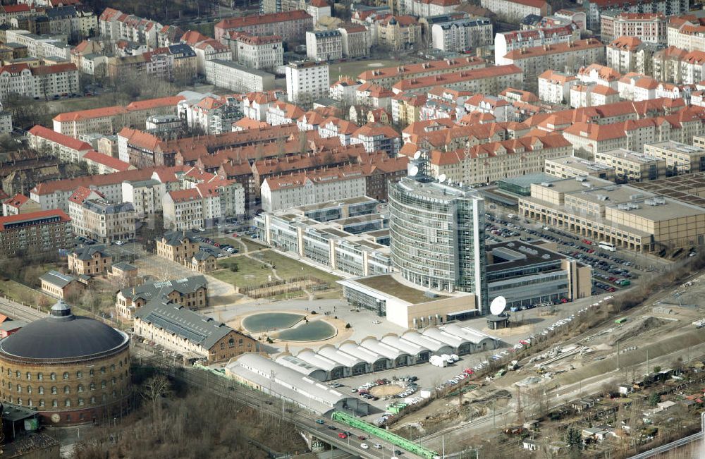 Leipzig from the bird's eye view: Blick auf das Hauptgebäude des Mitteldeutschen Rundfunk MDR an der Kantstraße / Richard-Lehmann-Straße in Leipzig. View of the main building of the Central German Broadcasting MDR in Leipzig.