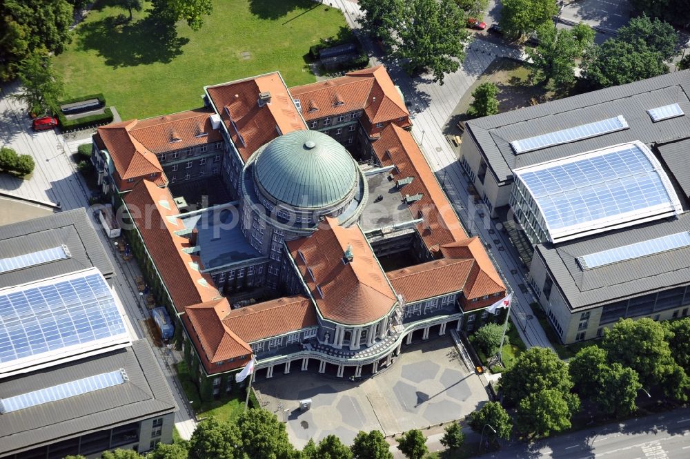 Aerial image Hamburg - Main building of the University of Hamburg Edmund-Siemers-Allee in Hamburg