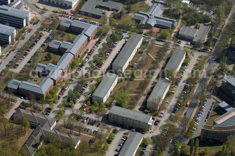 POTSDAM from the bird's eye view: Blick auf den Hauptsitz des Landesbetrieb Straßenwesen Brandenburg (LS) an der Steinstraße 104-106 in 14480 Potsdam, Telefon: 0331 2334-274, Fax: 0331 2334-282 E-Mail: P.PoststelleLS@ls.brandenburg.de