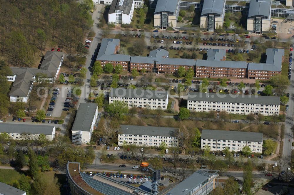 POTSDAM from above - Blick auf den Hauptsitz des Landesbetrieb Straßenwesen Brandenburg (LS) an der Steinstraße 104-106 in 14480 Potsdam, Telefon: 0331 2334-274, Fax: 0331 2334-282 E-Mail: P.PoststelleLS@ls.brandenburg.de