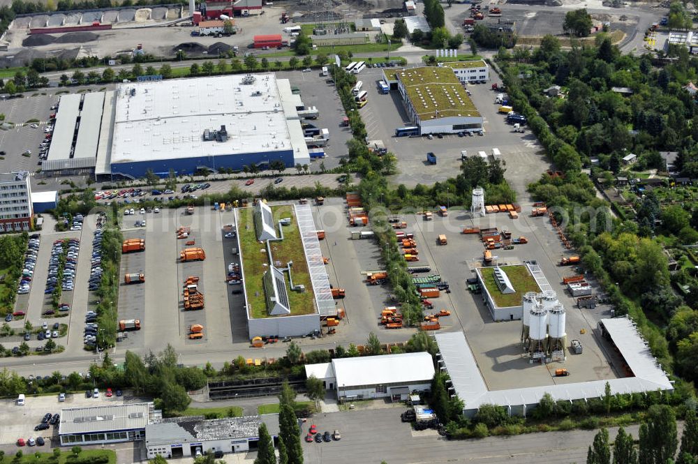 Leipzig Paunsdorf from above - Hauptsitz der Stadtreinigung Leipzig an der Geithainer Straße im Stadtbezirk Ost / Ortsteil Paunsdorf in Leipzig, Sachsen. Central facility of the city cleaning department at the street Geithainer Strasse in the borough East / district Paunsdorf in Leipzig, Saxony.