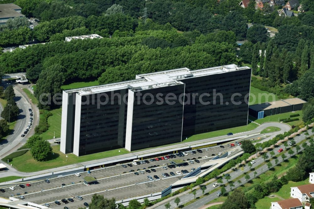 Aerial image Hamburg - Headquarters of Vattenfall Europe AG in the former headquarters of Hamburgische Electricitaets-Werke AG (HEW) on Ueberseering in Hamburg