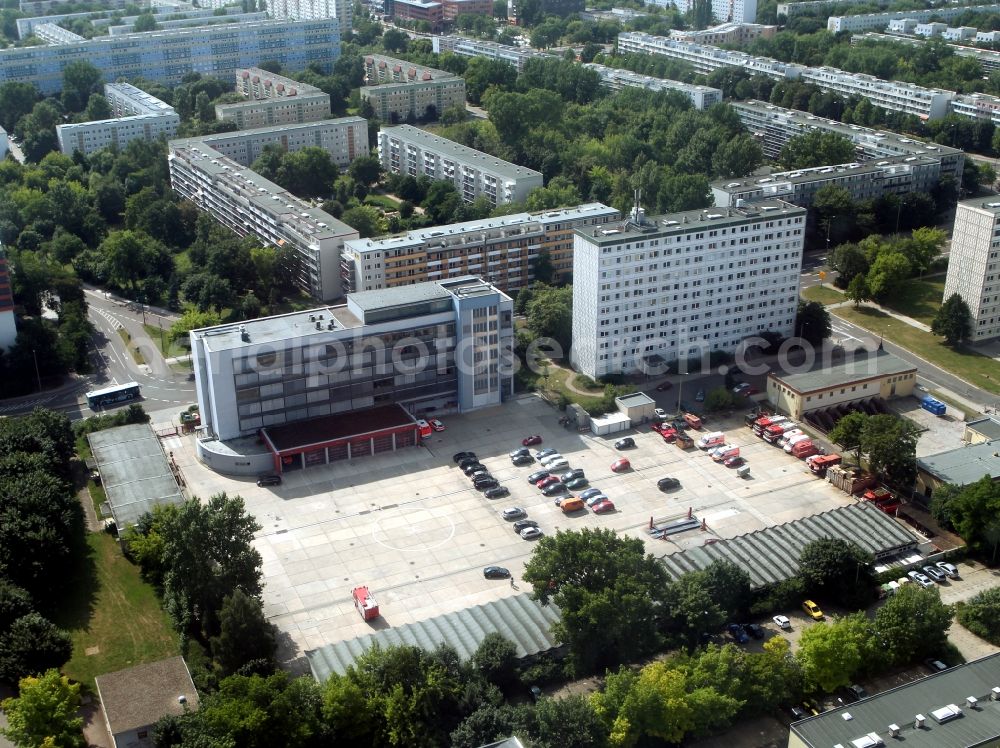 Halle / Saale from above - Main guard of urban firefighters in prefabricated construction - residential Halle-Neustadt in Halle (Saale) in Saxony-Anhalt