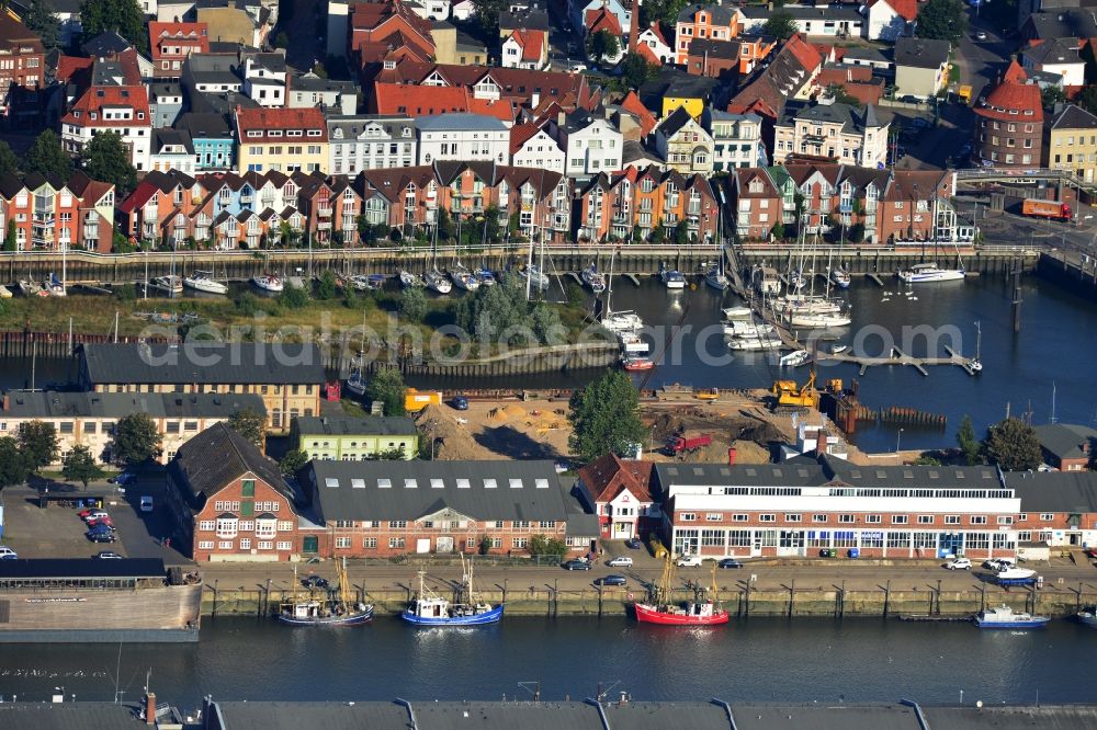 Aerial photograph Cuxhaven - House series on Schleusenpriel the marina in Cuxhaven in Lower Saxony