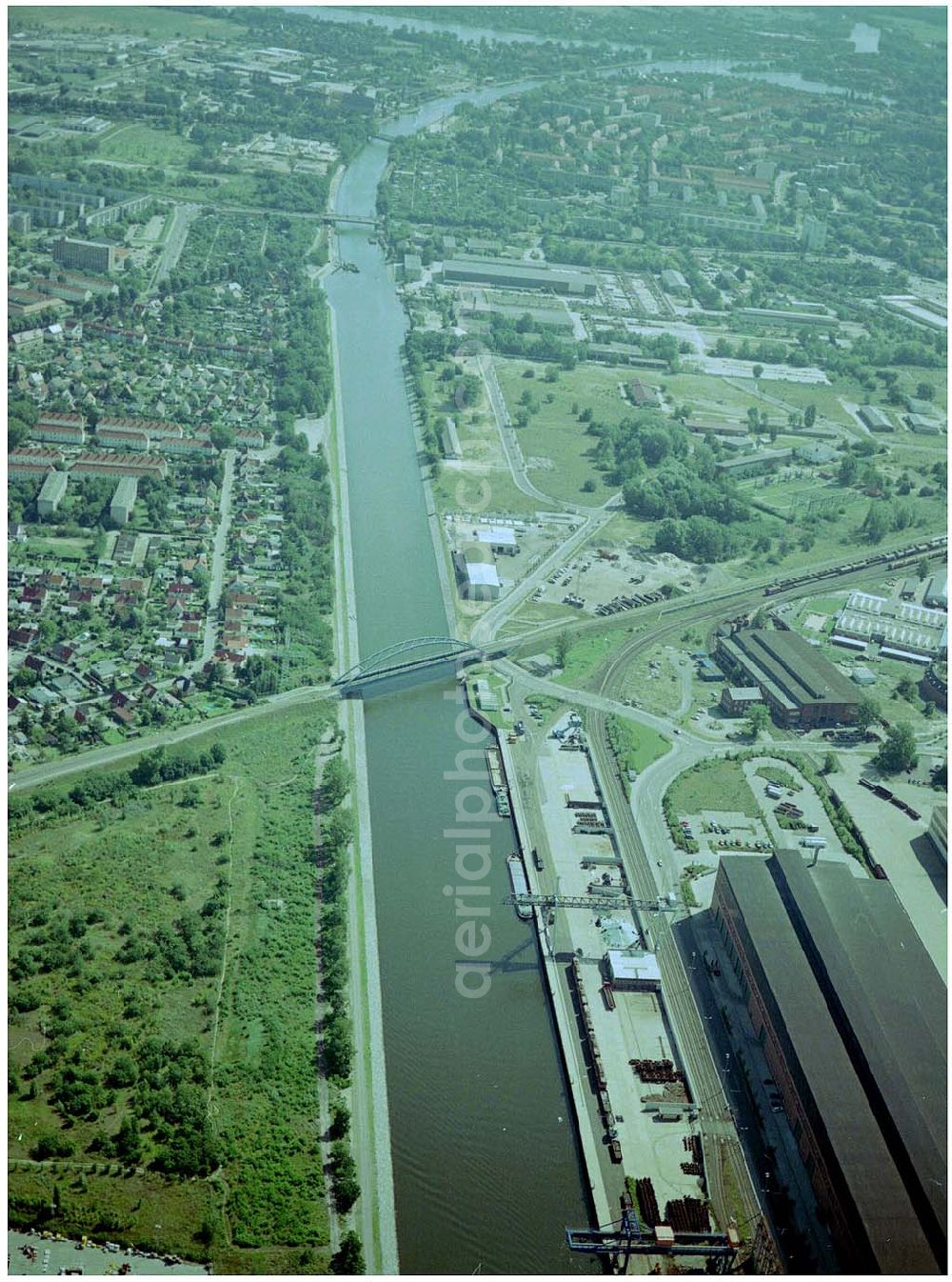 Brandenburg from above - 30.07.2004, Blick auf den Elbe-Havelkanal in Brandenburg