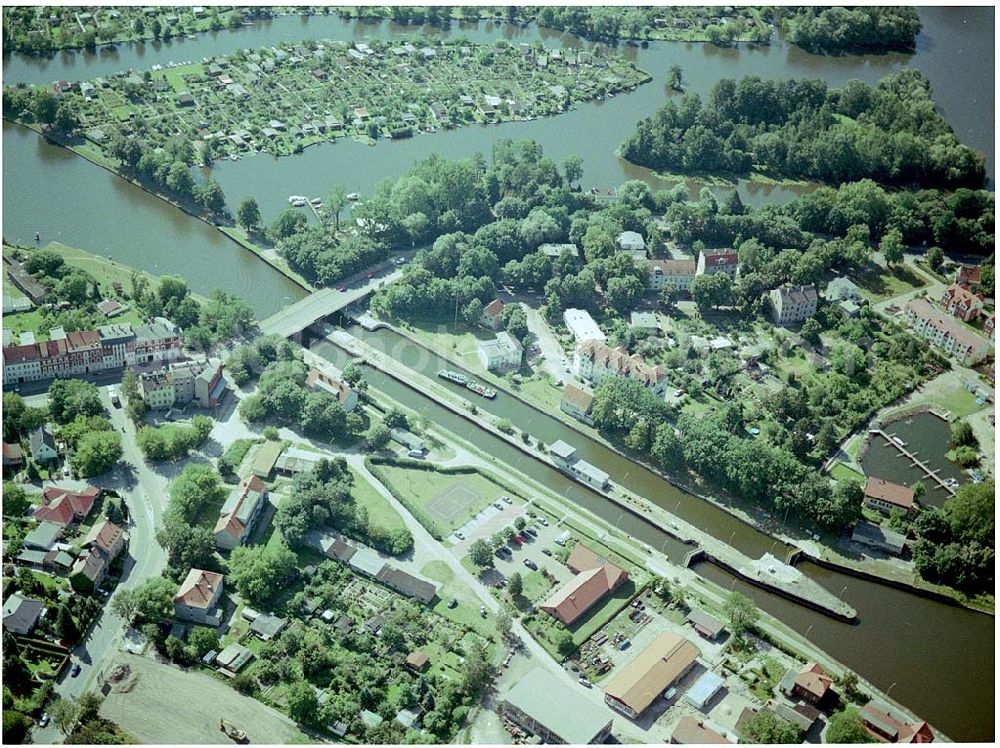 Aerial image Brandenburg - 30.07.2004, Blick auf die Schleuse in Brandenburg im Elbe - Havel Kanal