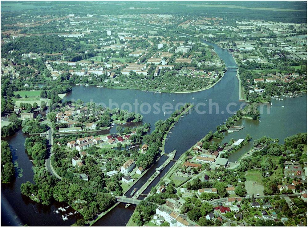 Aerial photograph Brandenburg - 30.07.2004, Blick auf die Schleuse in Brandenburg im Elbe - Havel Kanal