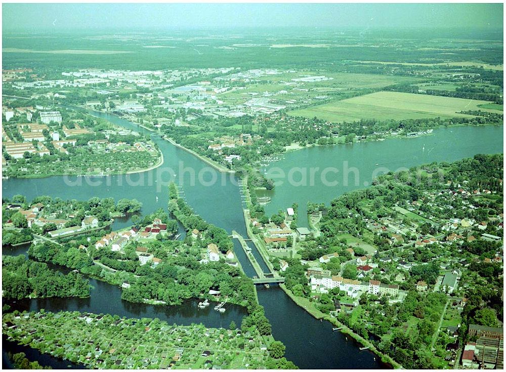 Aerial image Brandenburg - 30.07.2004, Blick auf die Schleuse in Brandenburg im Elbe - Havel Kanal