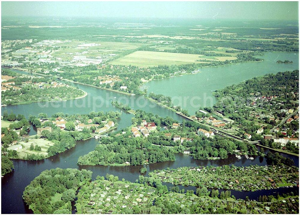 Aerial photograph Brandenburg - 30.07.2004, Blick auf die Schleuse in Brandenburg im Elbe - Havel Kanal