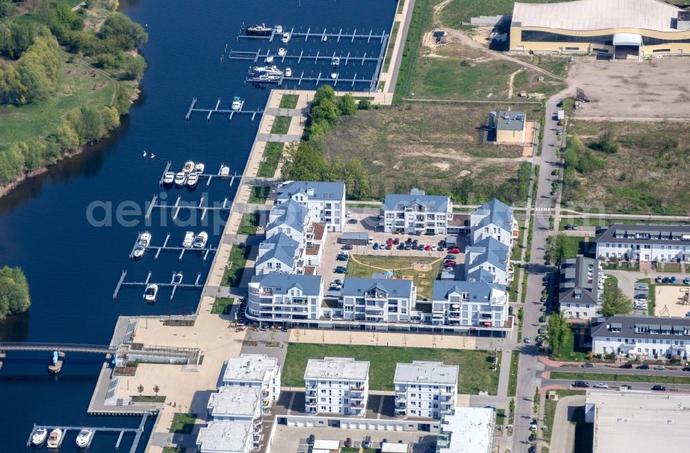 Werder (Havel) from the bird's eye view: View on the Riva-Werder Havelterrassen in Werder (Havel) in the state Brandenburg. In the project of the ANTAN RECONA object company at the large Zernsee Condos and a senior residence will be built