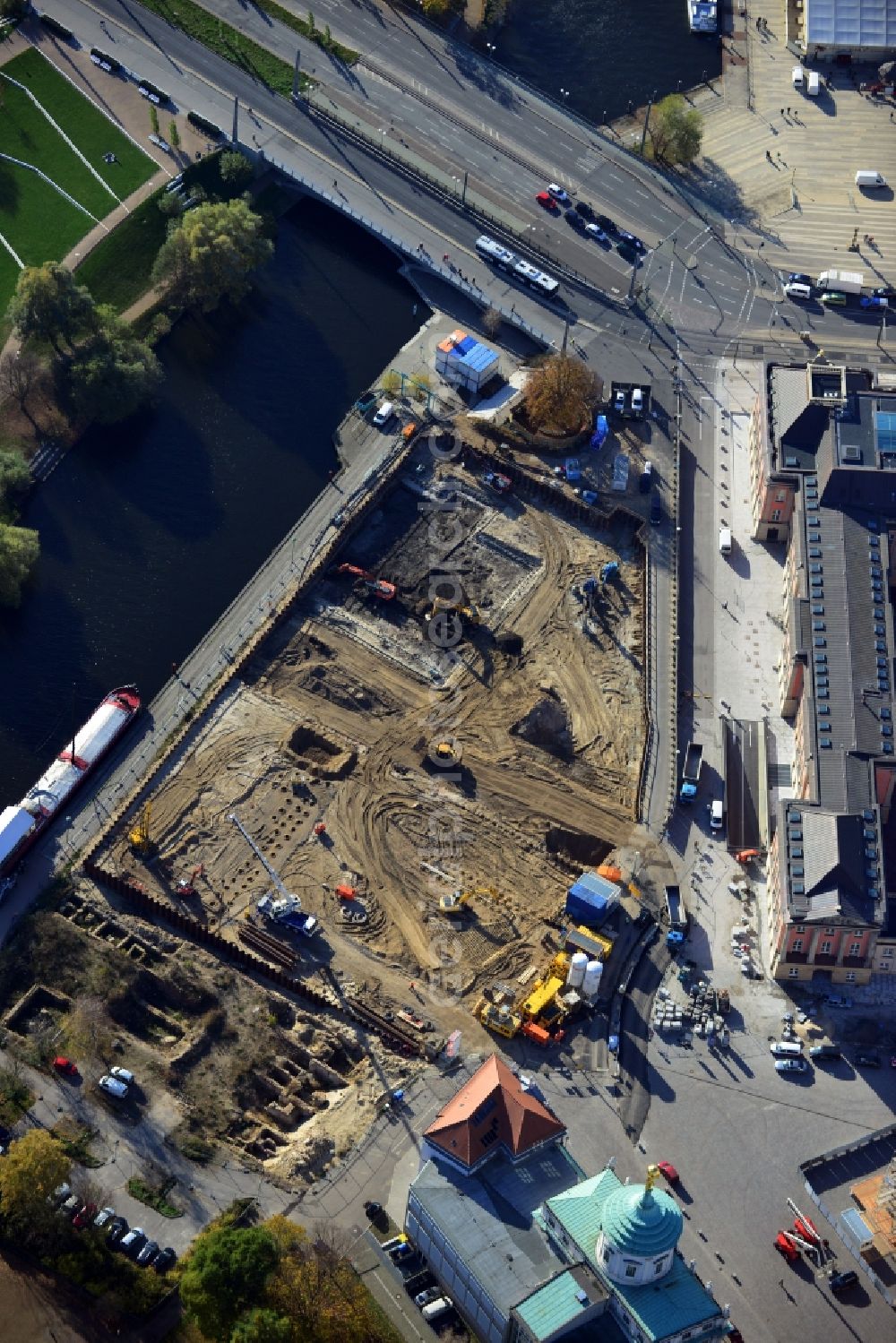 Potsdam from the bird's eye view: View of the Havelbank construction in Potsdam in the state of Brandenburg