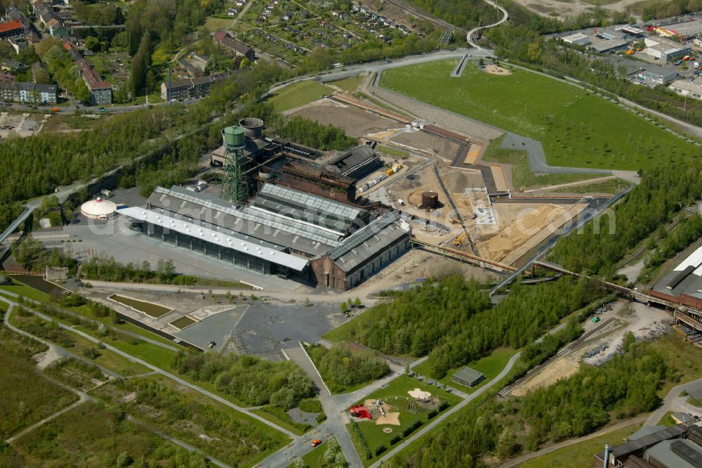 Bochum from the bird's eye view: Blick auf die die Jahrhunderthalle in Bochum.