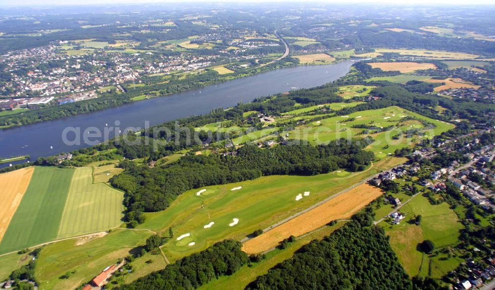 Bochum from the bird's eye view: Blick auf den Golfplatz Stiepel bei Bochum in der nähe des Kemnader Stausee.