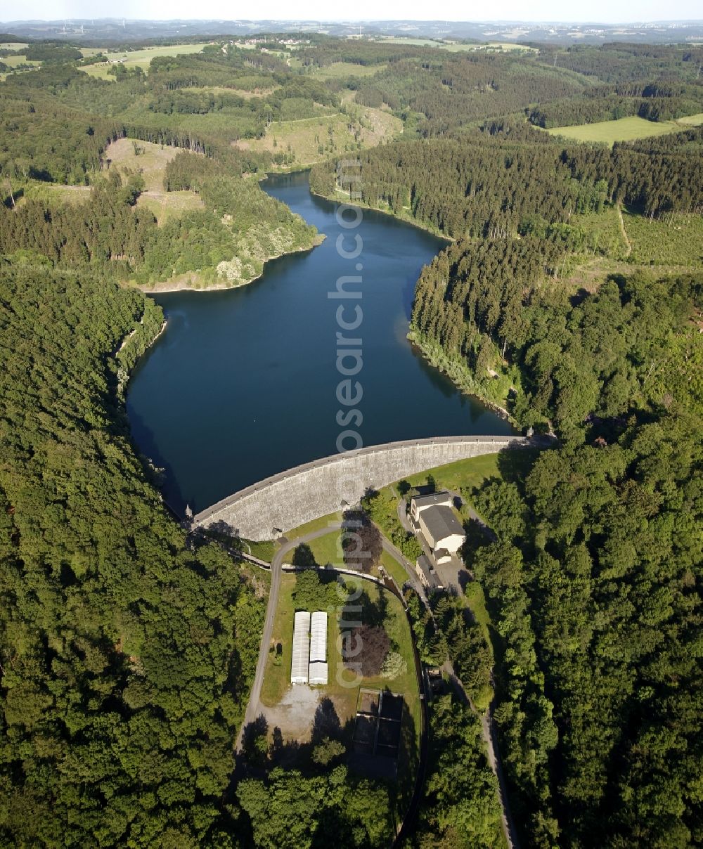 Aerial image Ennepetal - Dam and reservoir on the hydroelectric plant at the dam Ennepetal in the state of North Rhine-Westphalia