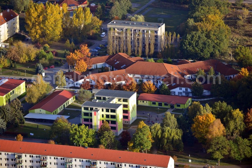 Tangerhütte from above - View of the Heinrich-Rieke-School in Tangermünde in the state Saxony-Anhalt. It is a primary school