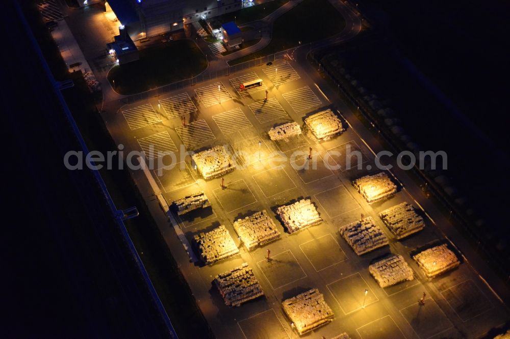 Eisenhüttenstadt from the bird's eye view: View at the heating plant of EnBW Energie Baden-Württemberg AG on the factory site for corrugated base paper Propapier PM2 GmbH plant in Eisenhüttenstadt in Brandenburg. The heating plant supplies only the paper factory with electricity, steam and heat