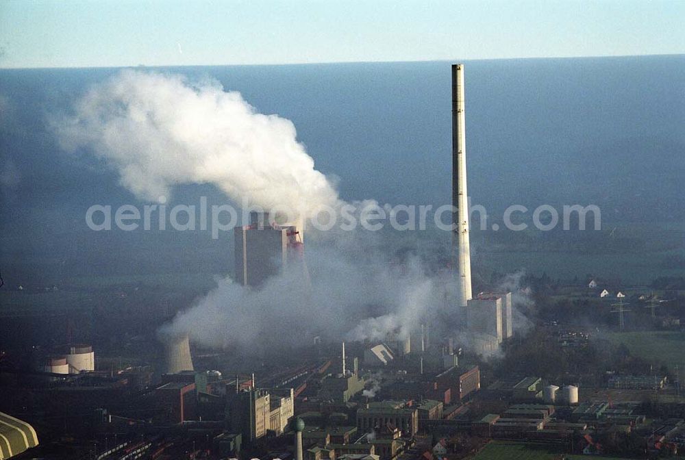 Aerial photograph Ibbenbüren - 09.12.2004 Ibbenbüren, Heizkraftwerk Ibbenbüren. DSK Anthrazit Ibbenbüren GmbH, Osnabrücker Straße 112, 49477 Ibbenbüren, Geschäftsführung: Wilhelm Baumgärtel, info@dsk-anthrazit-ibbenbueren.de, (0 54 51) 51 - 38 00