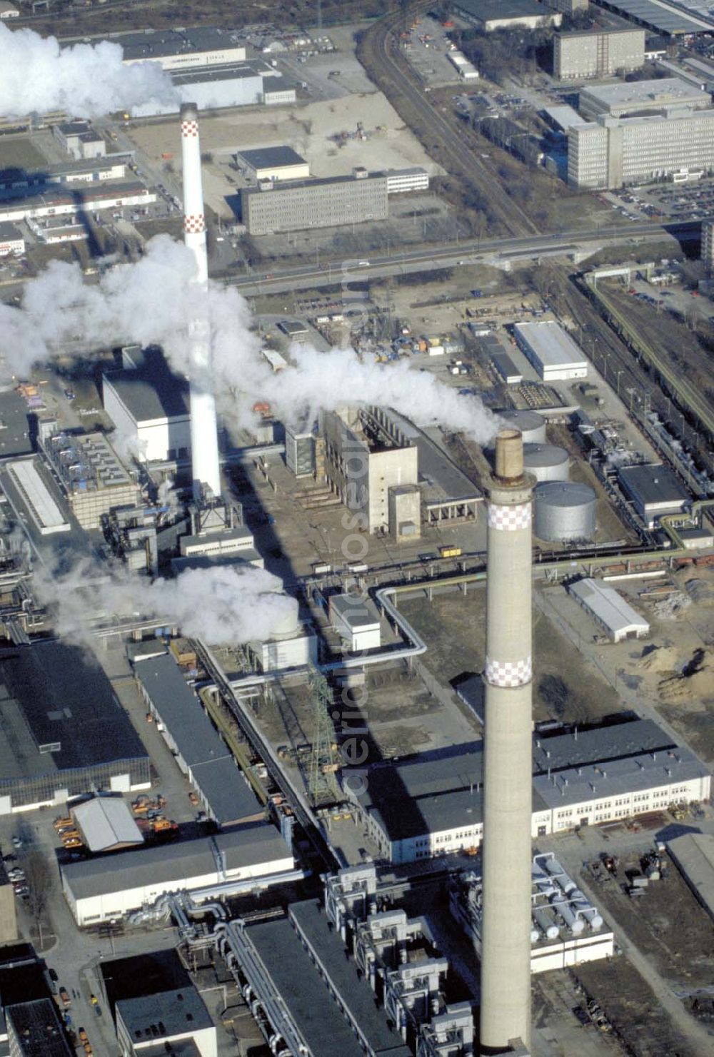 Aerial image Berlin - LICHTENBERG - Heizkraftwerk Rhinstraße in Berlin-Lichtenberg. 1995