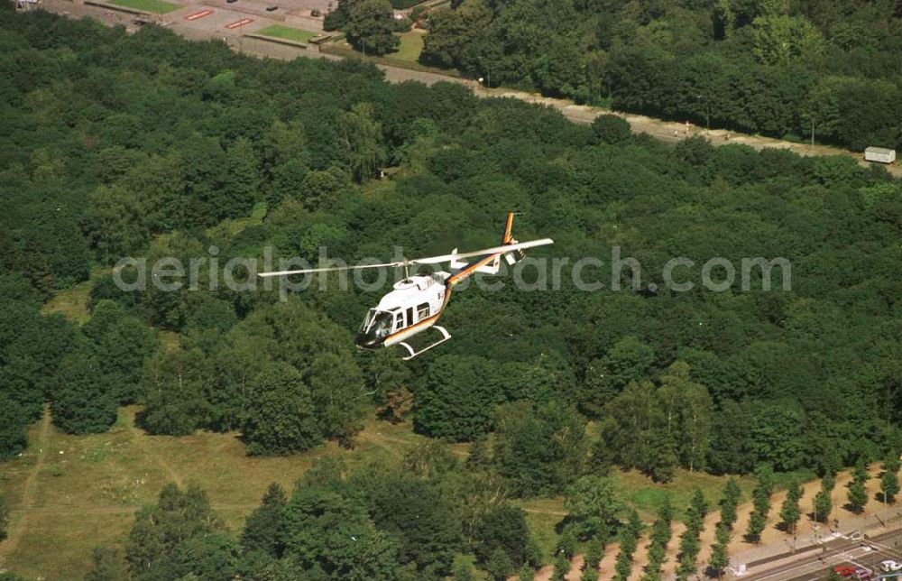 Berlin - Tiergarten from above - Helikopter über dem Berliner Tiergarten.