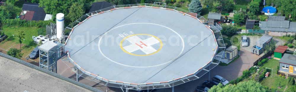 Aerial photograph Bernau - Helicopter landing pad - airfield for helicopters of the Brandenburg Heart Center on Ladeburger Strasse in Bernau in the state of Brandenburg, Germany