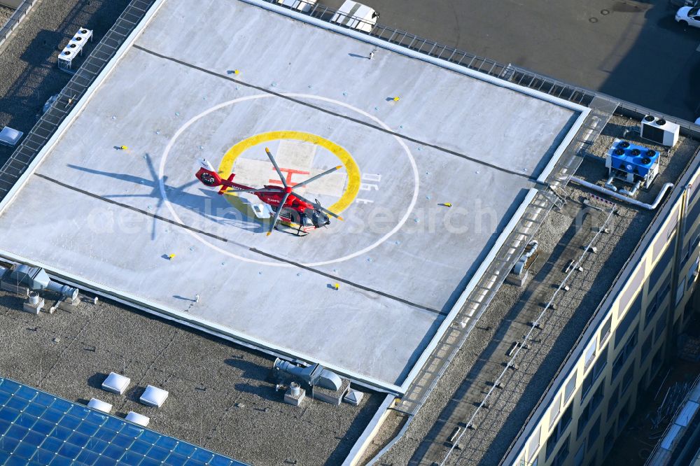 Aerial photograph Berlin - Helicopter landing pad - airfield for helicopters on the grounds of the Helios Klinikum Berlin-Buch on Schwanebecker Chaussee in the Buch district of Berlin, Germany