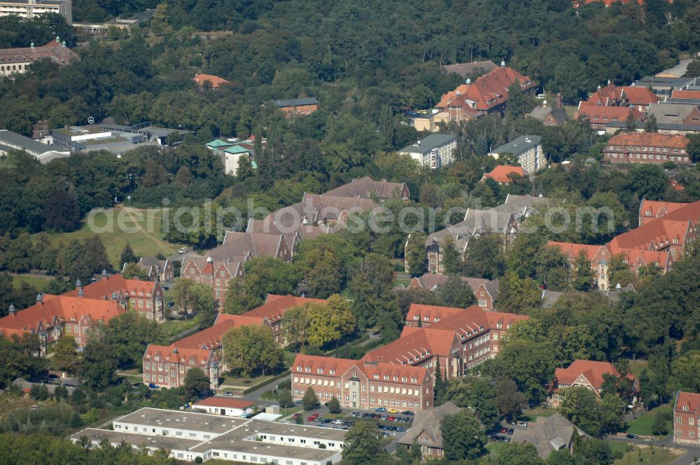 Aerial photograph Berlin - Blick auf das Helios Klinikum / Krankenhaus in Berlin-Buch.