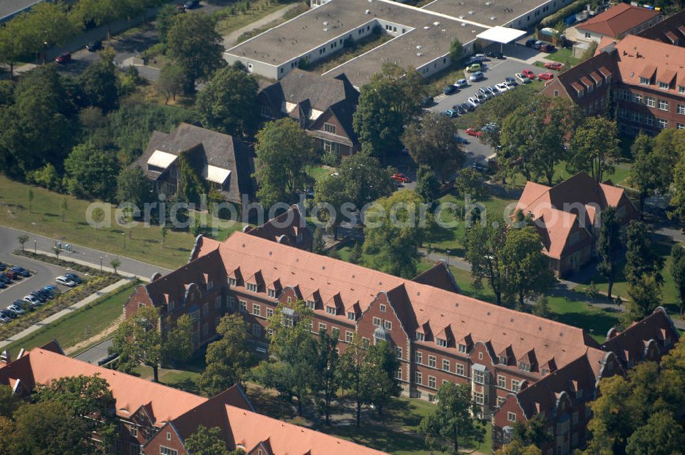 Aerial photograph Berlin - Blick auf das Helios Klinikum / Krankenhaus in Berlin-Buch.