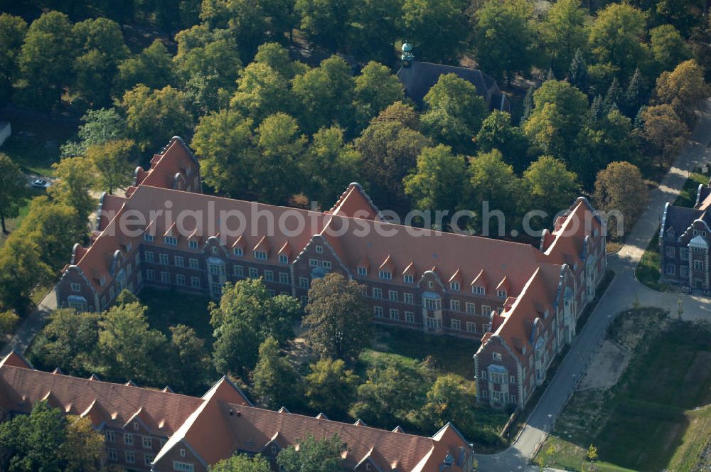 Aerial photograph Berlin - Blick auf das Helios Klinikum / Krankenhaus in Berlin-Buch.