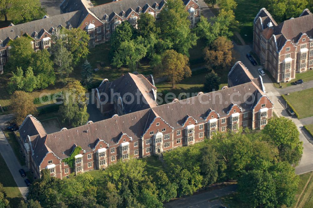 Aerial image Berlin - Blick auf das Helios Klinikum / Krankenhaus in Berlin-Buch.