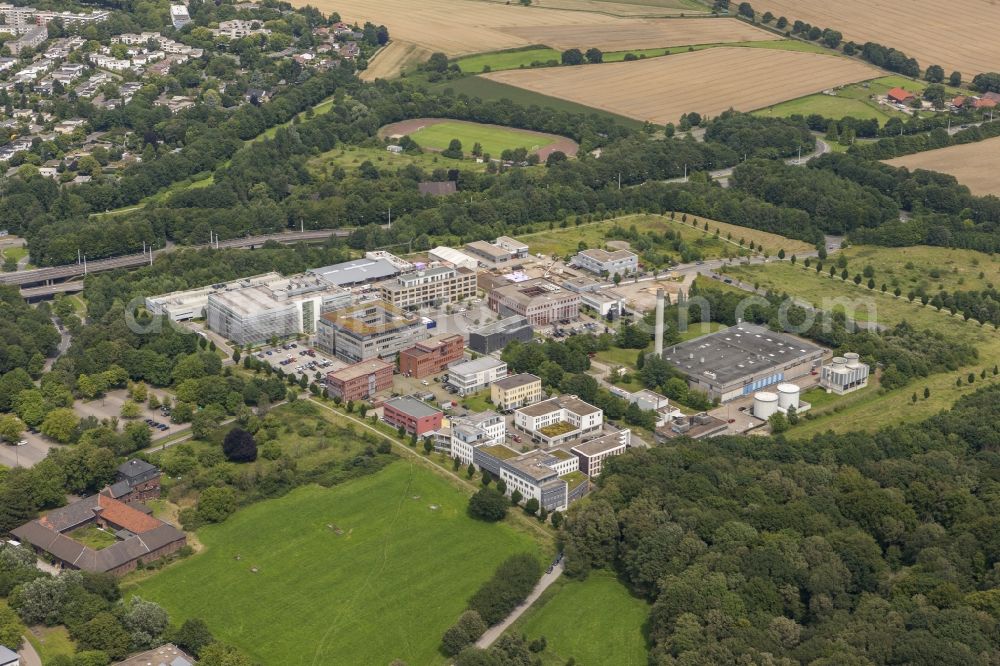 Bochum from above - View at the HELIOS Saint Josef Hospital in the district of Linden in Bochum in the federal state of North Rhine-Westphalia NRW. The Hospital is an acute care hospital for the basic and standard care to the population of the Southwest of Bochum. Operator is the HELIOS clinics GmbH in Berlin