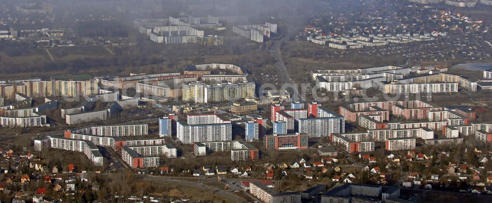 Berlin from above - Blick auf die Großwohnsiedlung in Hellersdorf. View of the large housing estate in Hellersdorf.