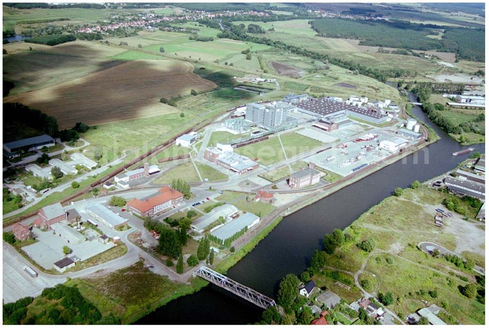 Aerial image Genthin - 22.08.2004, Waschmittelwerk der HENKEL AG (SPEE-Werk) in Genthin - Sachsen - Anhalt. Postanschrift: Ziegeleistraße 56, 39307 Genthin oder Postfach 11 43, 39301 Genthin,Tel.: ++49 (0) 39 33 8 85-0, Fax: ++49 (0) 39 33 8 85-2 01