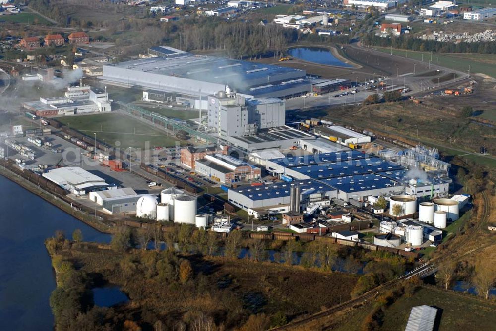 Genthin from the bird's eye view: Blick auf die Fabrik der Henkel Genthin GmbH in Genthin. Kontakt: Henkel Genthin GmbH, Postfach 11 43 / 39301 Genthin,