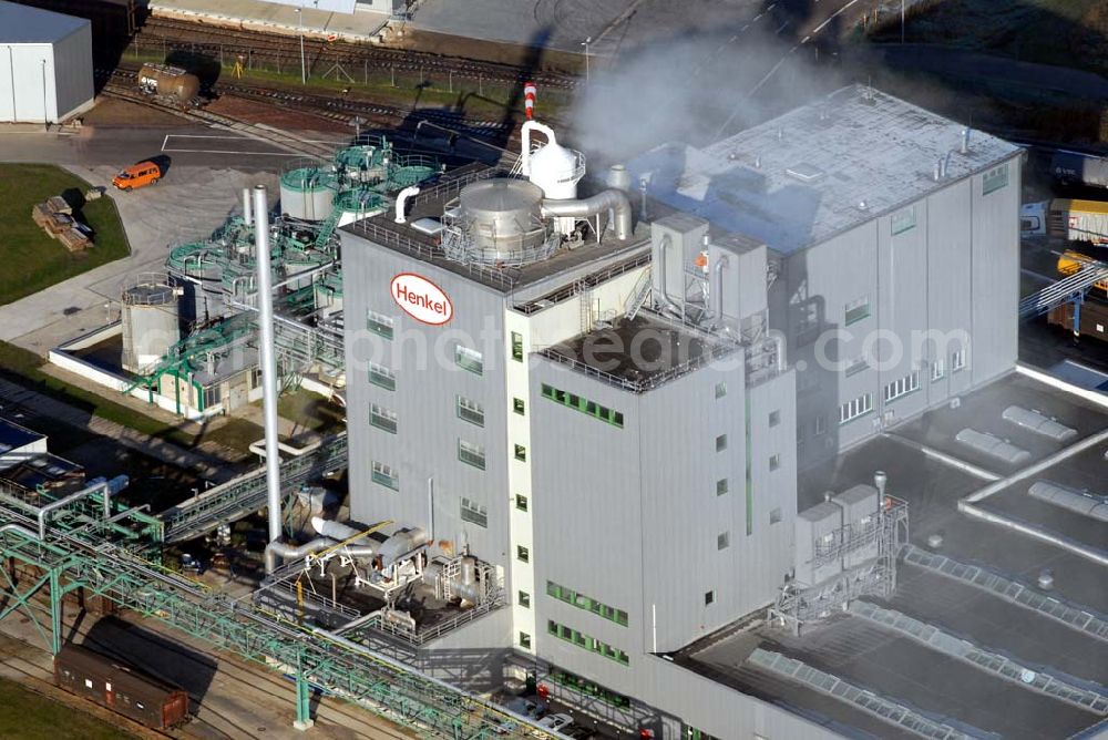 Genthin from above - Blick auf die Fabrik der Henkel Genthin GmbH in Genthin. Kontakt: Henkel Genthin GmbH, Postfach 11 43 / 39301 Genthin,