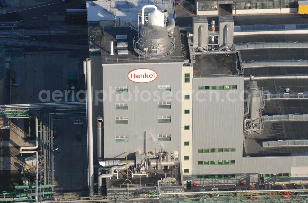 Aerial image Genthin - Blick auf die Fabrik der Henkel Genthin GmbH in Genthin. Kontakt: Henkel Genthin GmbH, Postfach 11 43 / 39301 Genthin,