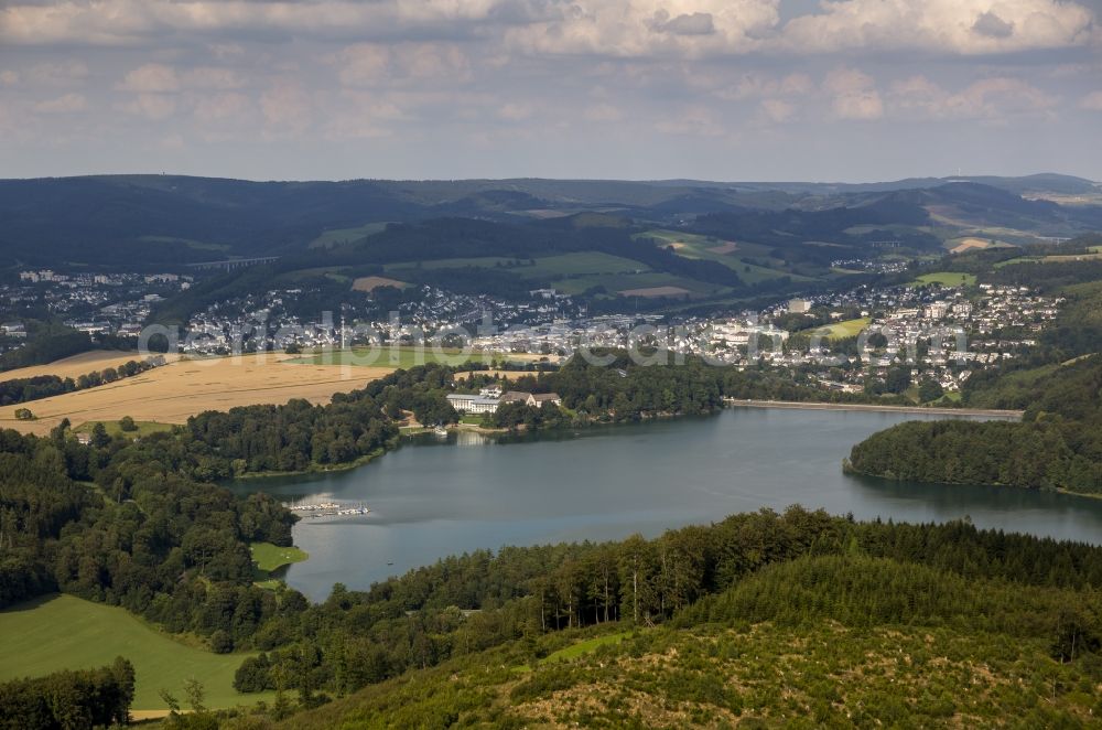 Aerial photograph Meschede - Lake Hennesee at the Hennedam near Meschede in the Sauerland region in North Rhine-Westphalia