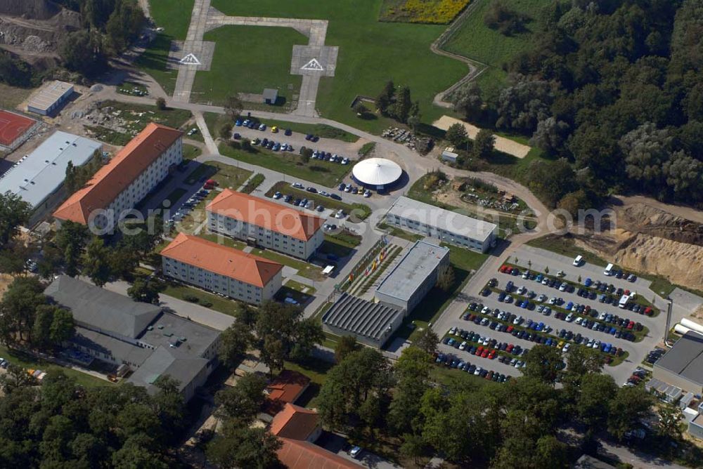 Aerial image Geltow - Blick auf die Henning-von-Tresckow- Kaserne. Alle Einsätze deutscher Streitkräfte nationalen oder multinational werden grundsätzlich vom Einsatzführungskommando in Geltow bei Potsdam geplant und geführt. Es ist damit die operative Führungsebene der Bundeswehr und gibt als einzige Dienststelle der Bundeswehr nationale Weisungen an die Führer der Kontingente in den Einsatzgebieten.